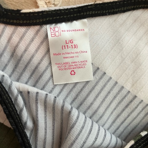 Striped Sleeveless Mid-length Dress - Picture 7 of 11